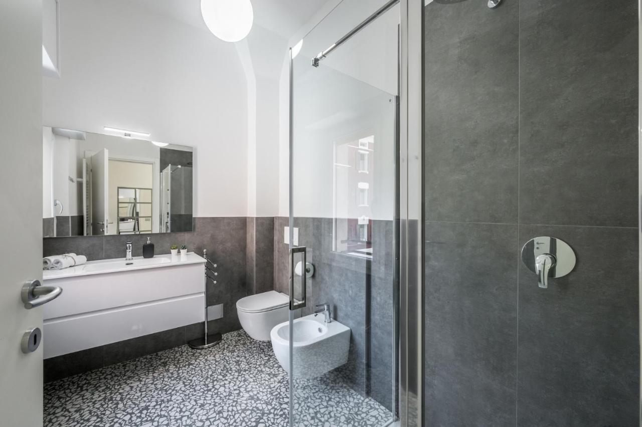 Altalena Sulla Piazza, Un Affaccio D'Eccezione Apartment Modena Exterior photo