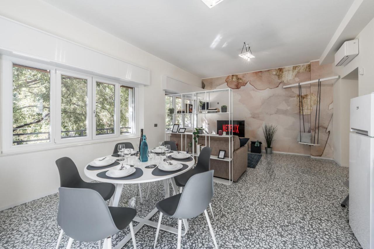 Altalena Sulla Piazza, Un Affaccio D'Eccezione Apartment Modena Exterior photo